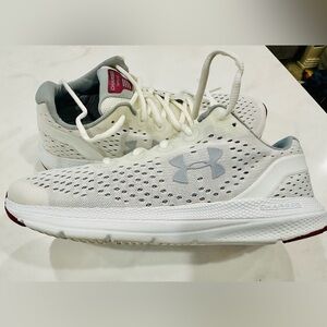 Under Armour Charged Impulse